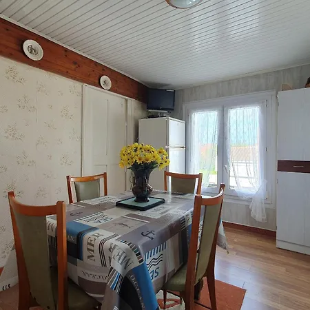 A La Faute-sur-mer, Proche Plages Et Commerces, Ideal Pour 2 Pers. - Fr-1-476-210 Дом отдыха *